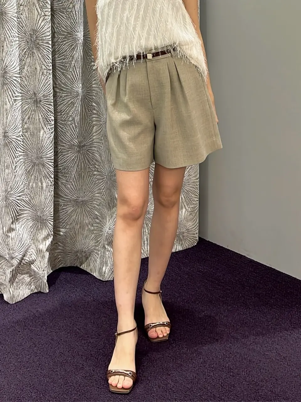 ORIGINATED IN GRACE CONTINENTAL Moe コーディネート画像