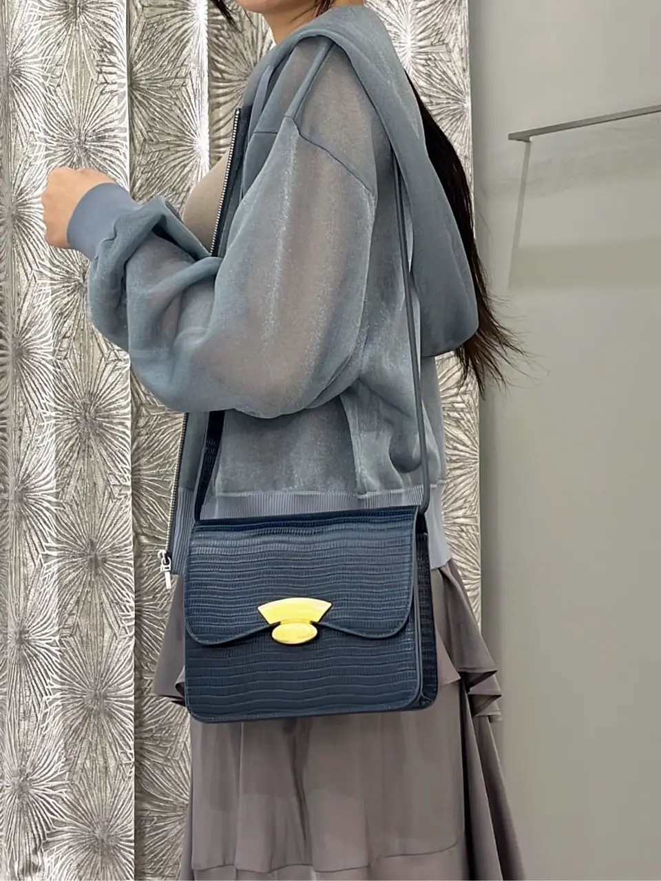 ORIGINATED IN GRACE CONTINENTAL Moe コーディネート画像