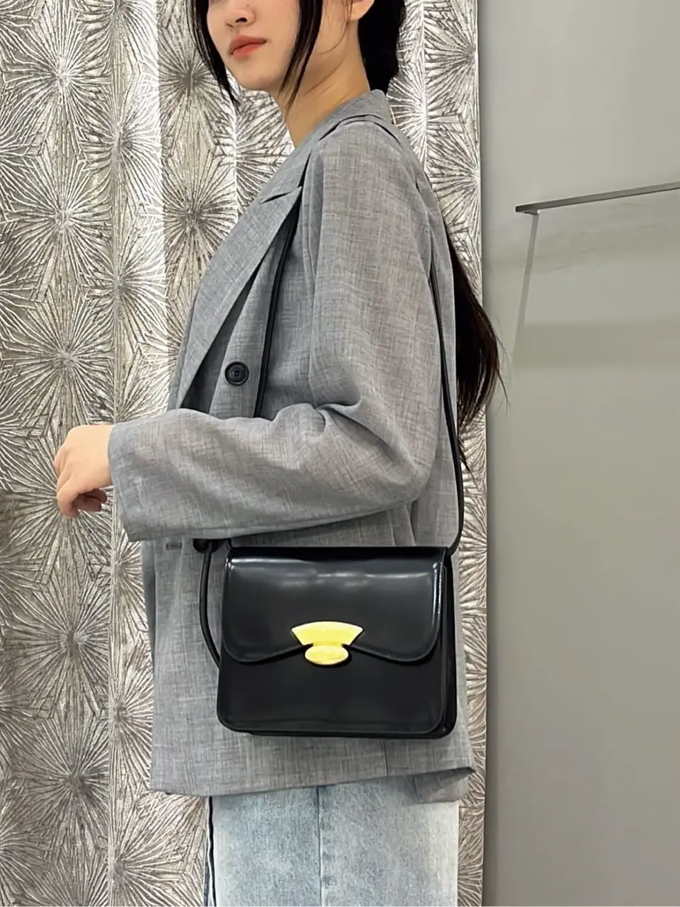 ORIGINATED IN GRACE CONTINENTAL Moe コーディネート画像