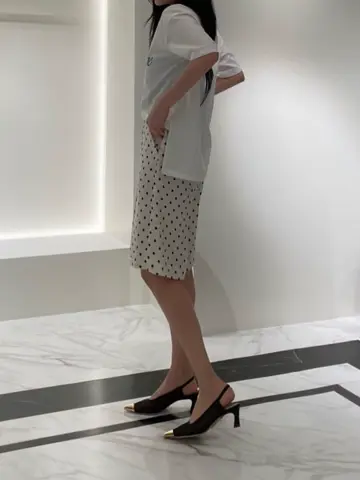 ORIGINATED IN GRACE CONTINENTAL watanabe コーディネート画像