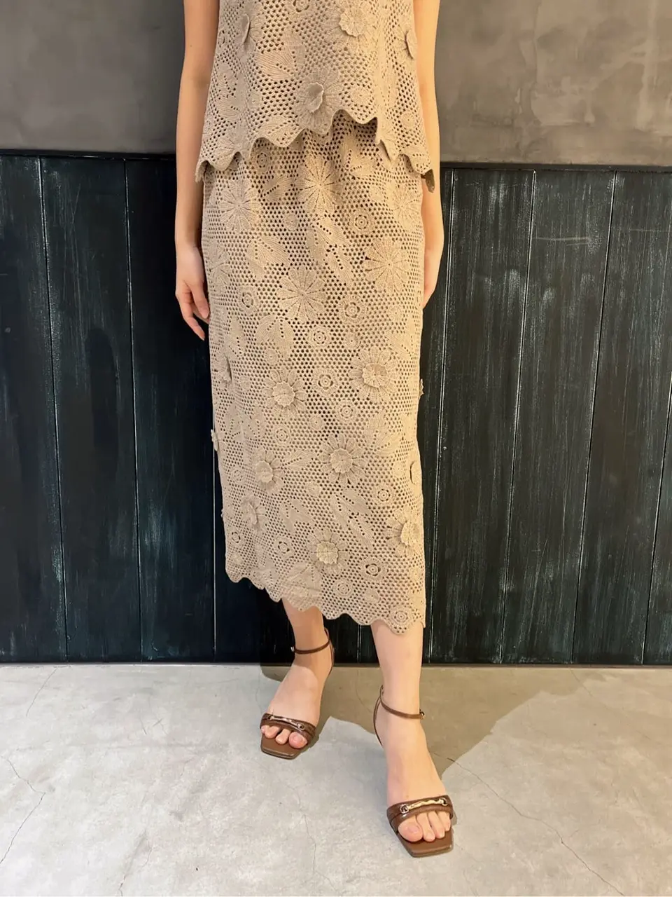 ORIGINATED IN GRACE CONTINENTAL Moe コーディネート画像