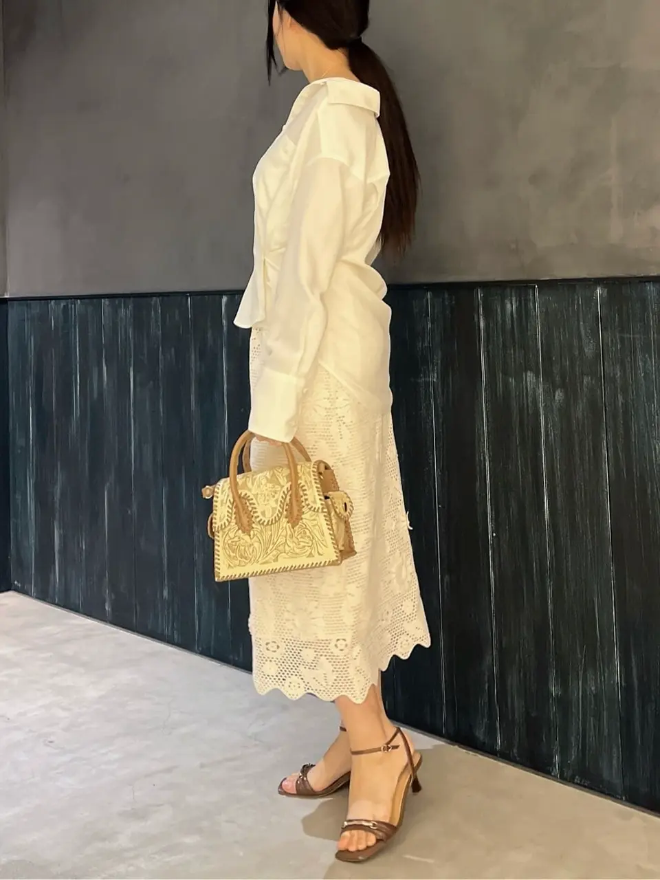 ORIGINATED IN GRACE CONTINENTAL Moe コーディネート画像