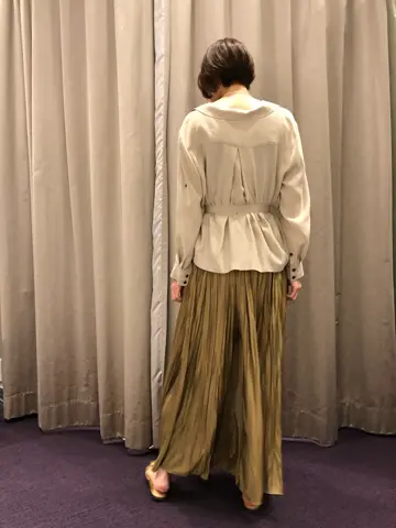 ORIGINATED IN GRACE CONTINENTAL 亀田 未希 コーディネート画像