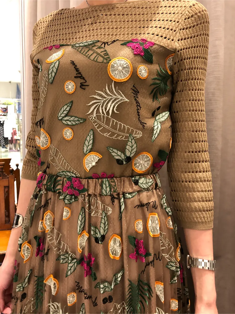 ORIGINATED IN GRACE CONTINENTAL 亀田 未希 コーディネート画像