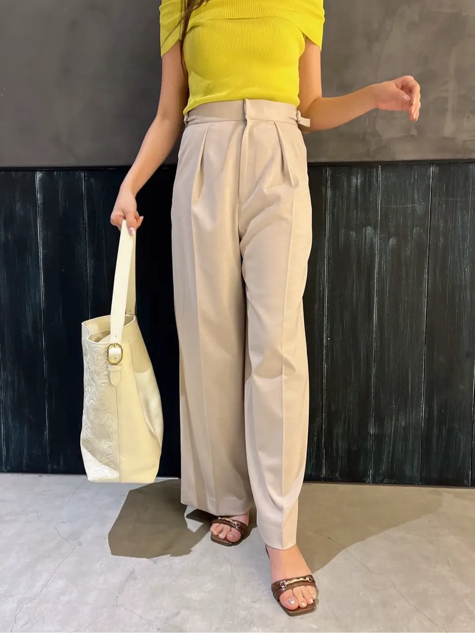 ORIGINATED IN GRACE CONTINENTAL Moe コーディネート画像