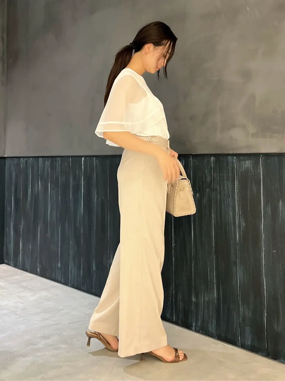 ORIGINATED IN GRACE CONTINENTAL Moe コーディネート画像