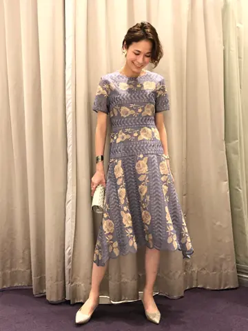 ORIGINATED IN GRACE CONTINENTAL 亀田 未希 コーディネート画像