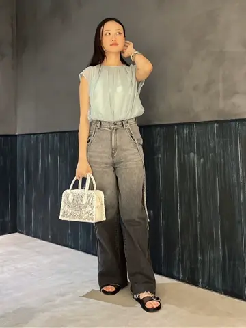 ORIGINATED IN GRACE CONTINENTAL Moe コーディネート画像