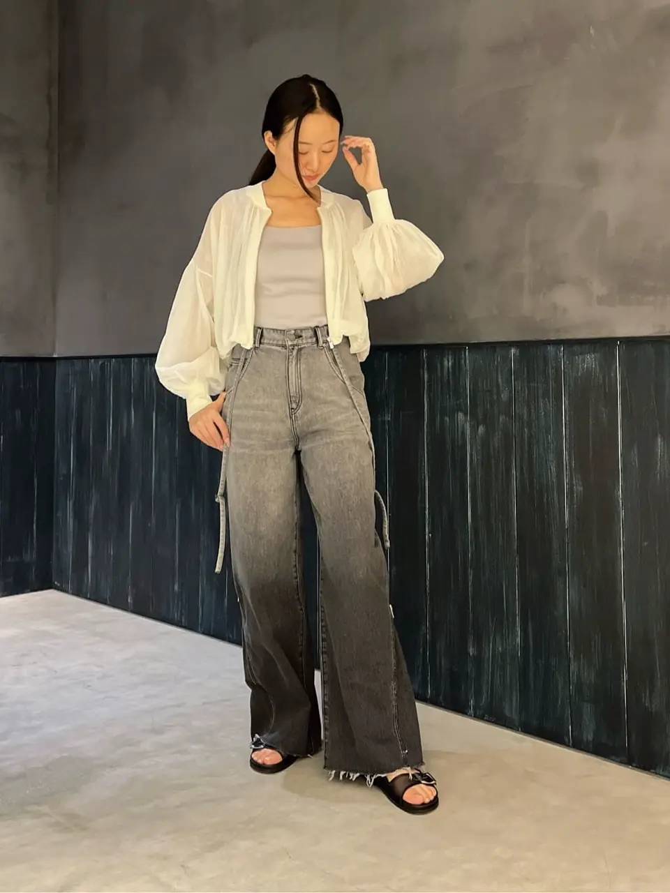 ORIGINATED IN GRACE CONTINENTAL Moe コーディネート画像