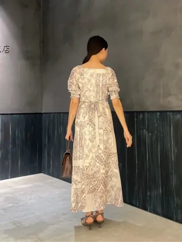 ORIGINATED IN GRACE CONTINENTAL Moe コーディネート画像