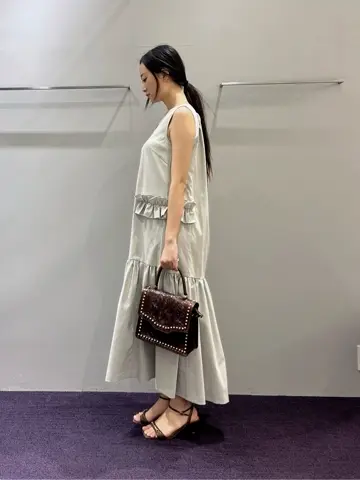 ORIGINATED IN GRACE CONTINENTAL Moe コーディネート画像