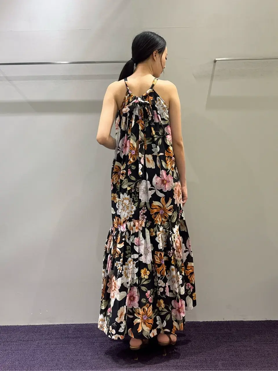 ORIGINATED IN GRACE CONTINENTAL Moe コーディネート画像