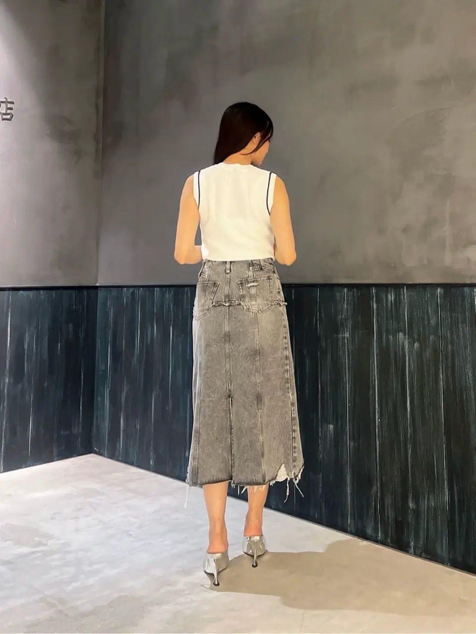 ORIGINATED IN GRACE CONTINENTAL Moe コーディネート画像