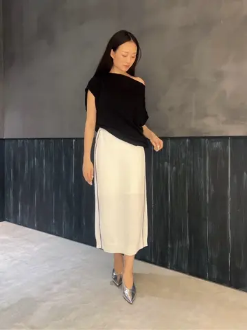 ORIGINATED IN GRACE CONTINENTAL Moe コーディネート画像