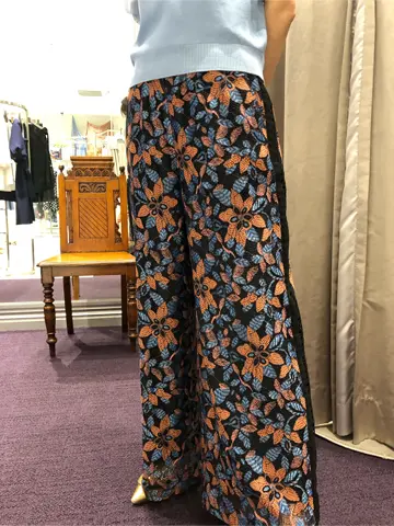 ORIGINATED IN GRACE CONTINENTAL 亀田 未希 コーディネート画像