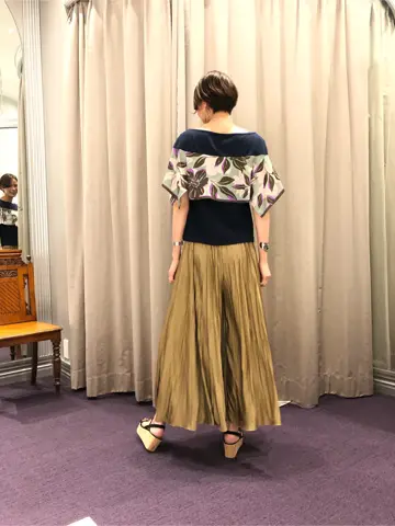 ORIGINATED IN GRACE CONTINENTAL 亀田 未希 コーディネート画像