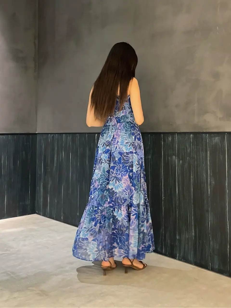 ORIGINATED IN GRACE CONTINENTAL Moe コーディネート画像