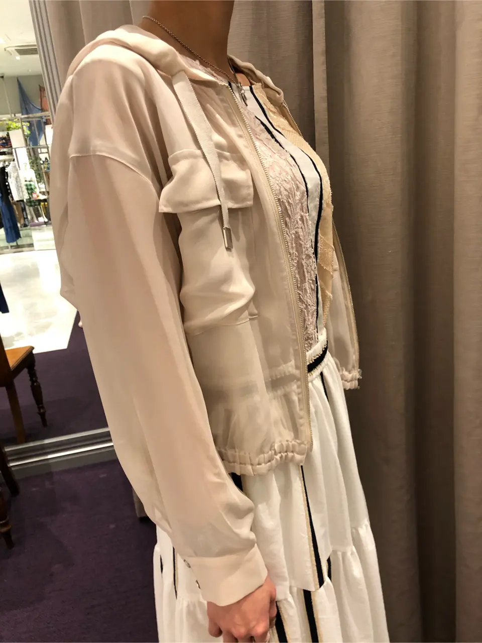 ORIGINATED IN GRACE CONTINENTAL 亀田 未希 コーディネート画像