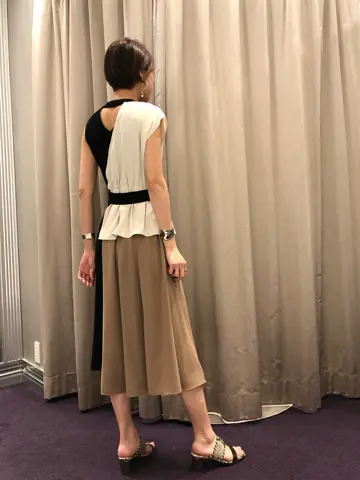 ORIGINATED IN GRACE CONTINENTAL 亀田 未希 コーディネート画像