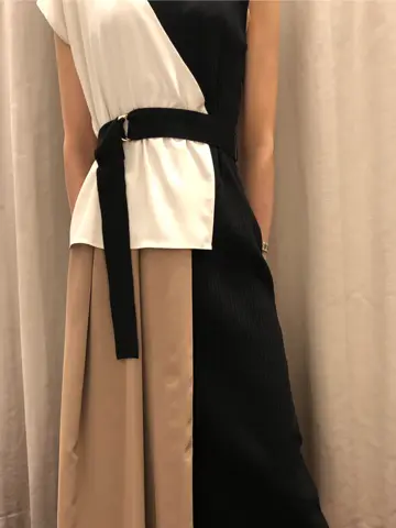 ORIGINATED IN GRACE CONTINENTAL 亀田 未希 コーディネート画像