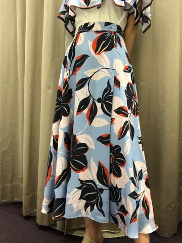 ORIGINATED IN GRACE CONTINENTAL 亀田 未希 コーディネート画像