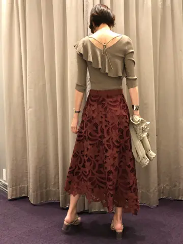 ORIGINATED IN GRACE CONTINENTAL 亀田 未希 コーディネート画像