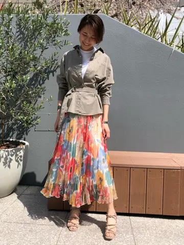 ORIGINATED IN GRACE CONTINENTAL 亀田 未希 コーディネート画像