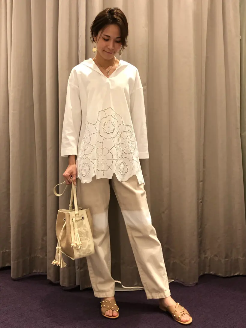 ORIGINATED IN GRACE CONTINENTAL 亀田 未希 コーディネート画像