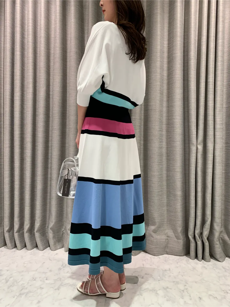 ORIGINATED IN GRACE CONTINENTAL saki コーディネート画像