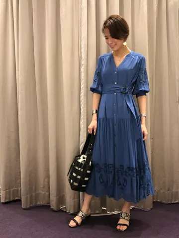 ORIGINATED IN GRACE CONTINENTAL 亀田 未希 コーディネート画像