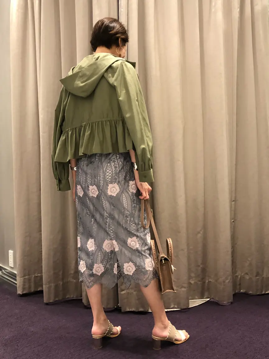 ORIGINATED IN GRACE CONTINENTAL 亀田 未希 コーディネート画像