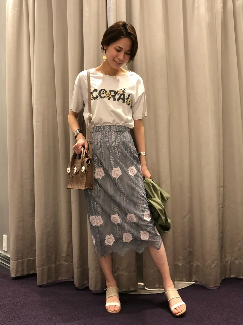 ORIGINATED IN GRACE CONTINENTAL 亀田 未希 コーディネート画像