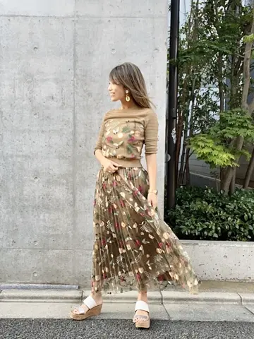 ORIGINATED IN GRACE CONTINENTAL yukimi yonee コーディネート画像