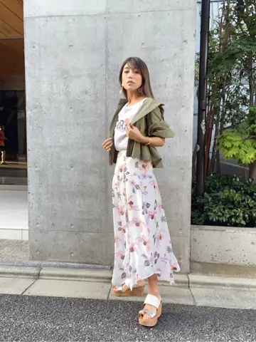 ORIGINATED IN GRACE CONTINENTAL yukimi yonee コーディネート画像