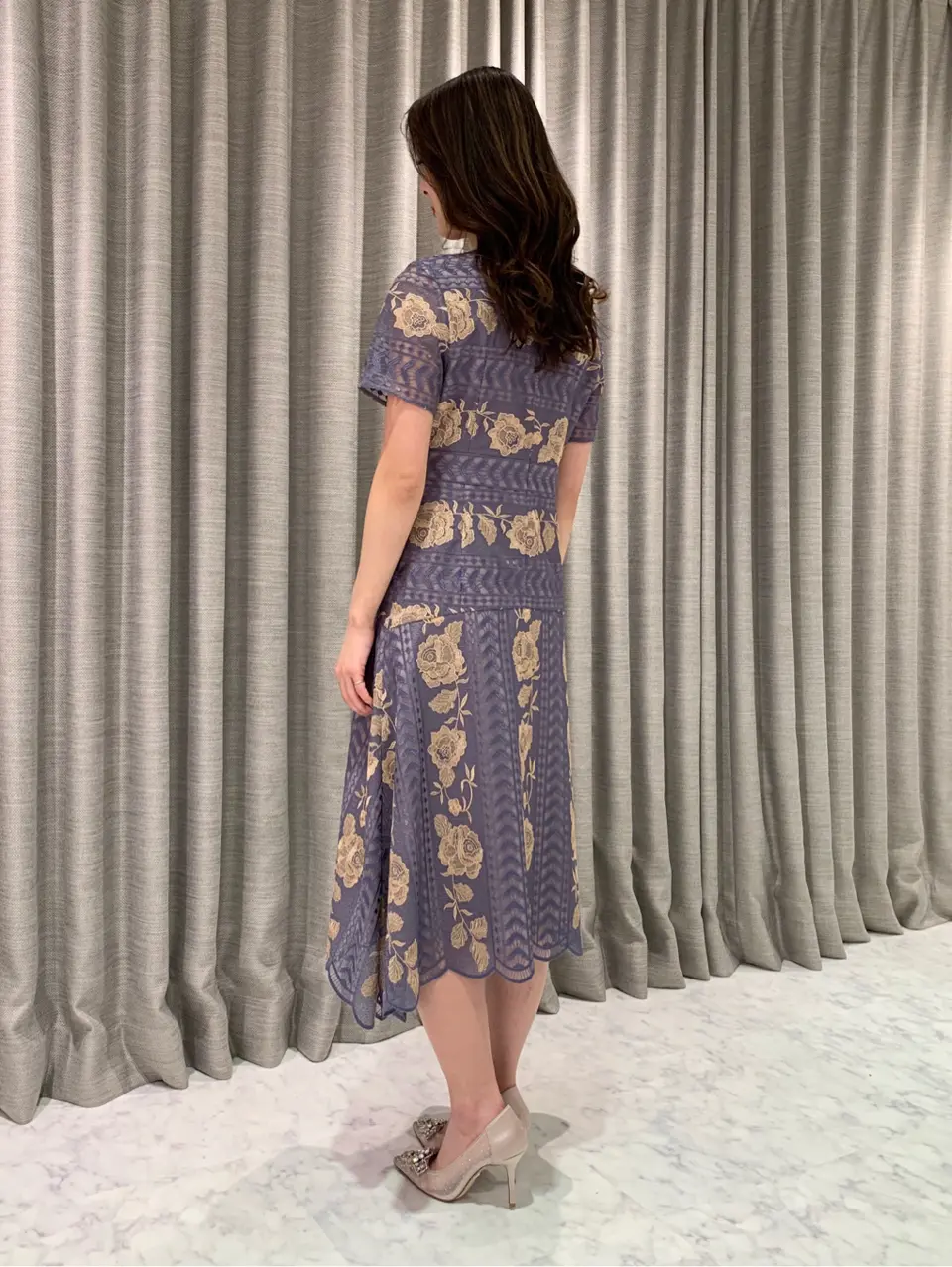 ORIGINATED IN GRACE CONTINENTAL saki コーディネート画像