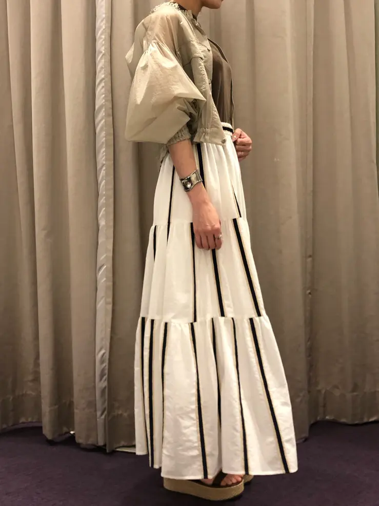 ORIGINATED IN GRACE CONTINENTAL 亀田 未希 コーディネート画像