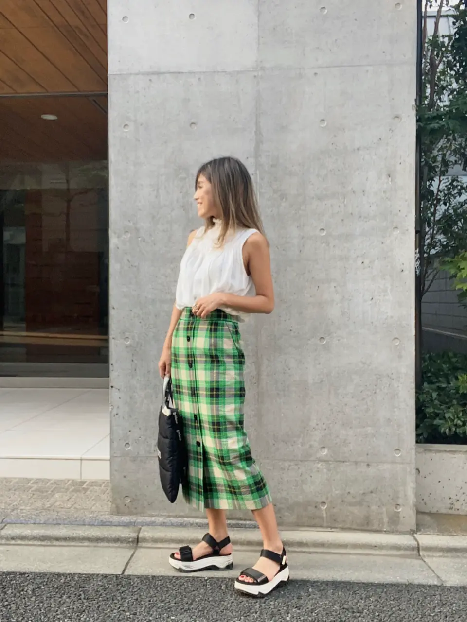 ORIGINATED IN GRACE CONTINENTAL yukimi yonee コーディネート画像