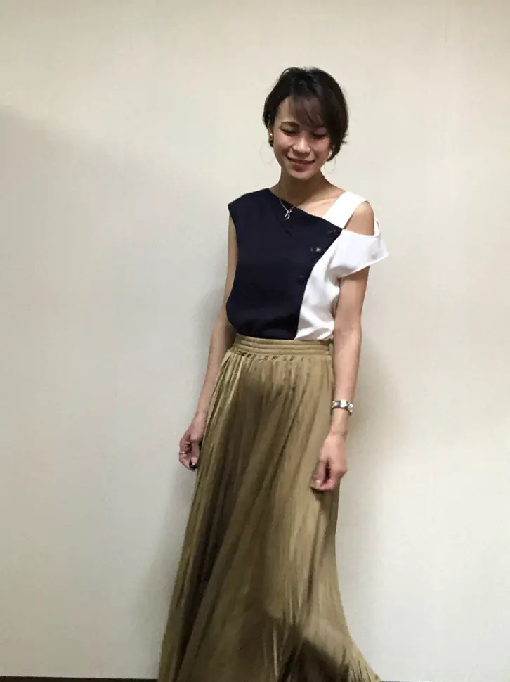 ORIGINATED IN GRACE CONTINENTAL 亀田 未希 コーディネート画像
