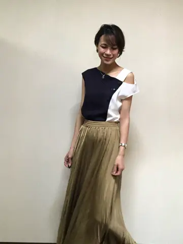 ORIGINATED IN GRACE CONTINENTAL 亀田 未希 コーディネート画像