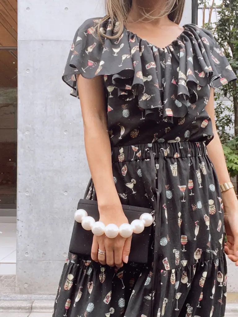 ORIGINATED IN GRACE CONTINENTAL yukimi yonee コーディネート画像