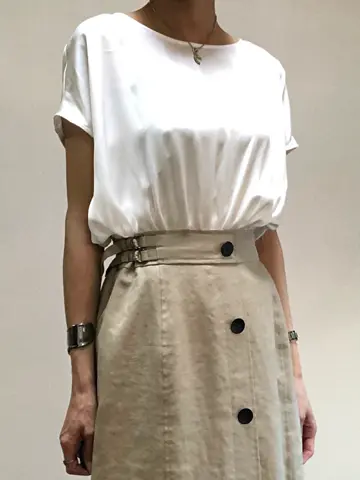 ORIGINATED IN GRACE CONTINENTAL 亀田 未希 コーディネート画像