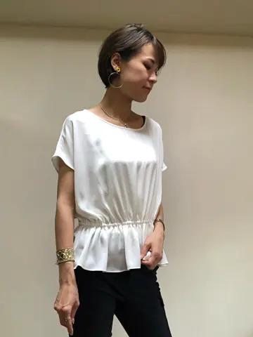 ORIGINATED IN GRACE CONTINENTAL 亀田 未希 コーディネート画像