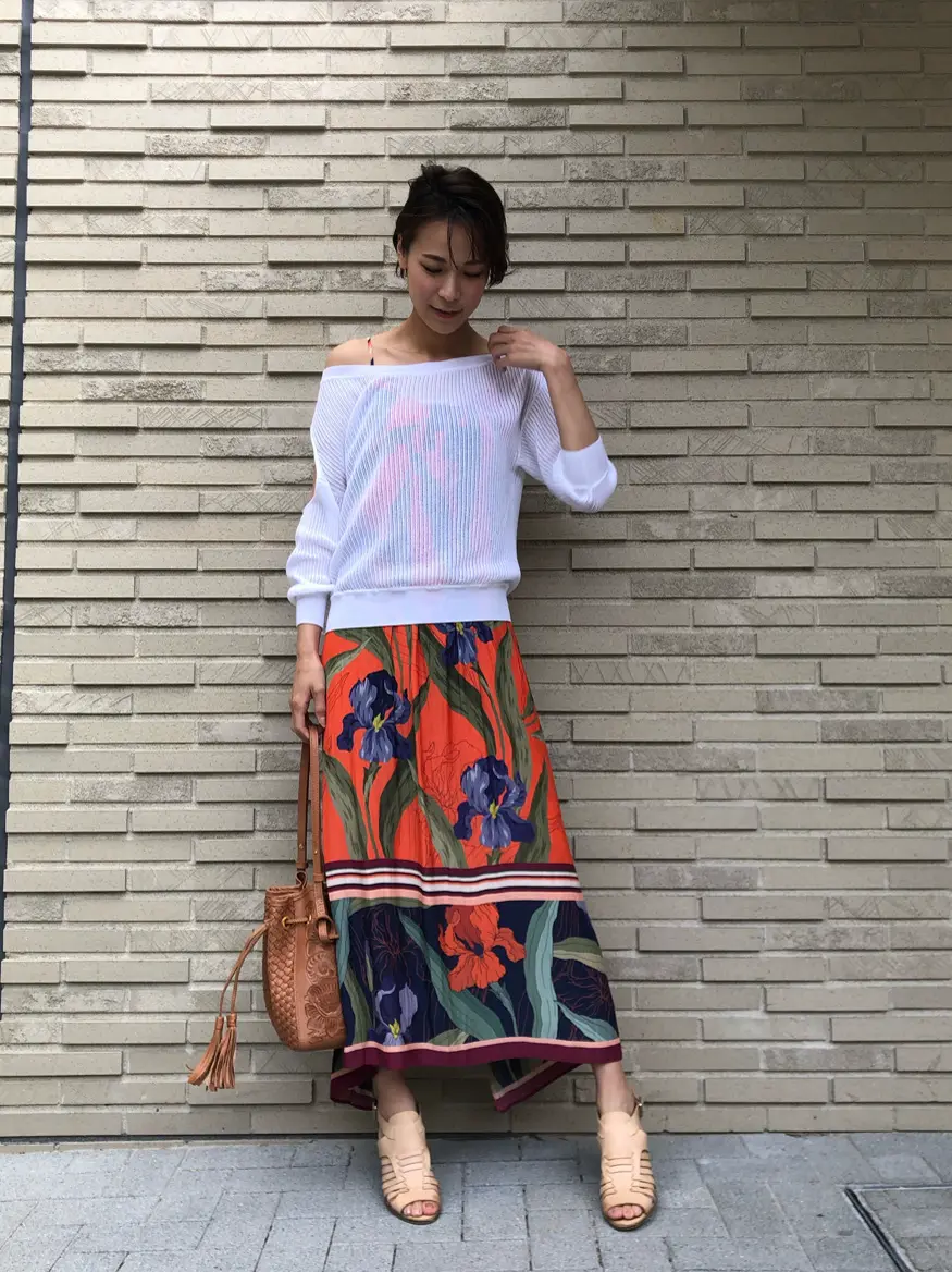 ORIGINATED IN GRACE CONTINENTAL 亀田 未希 コーディネート画像