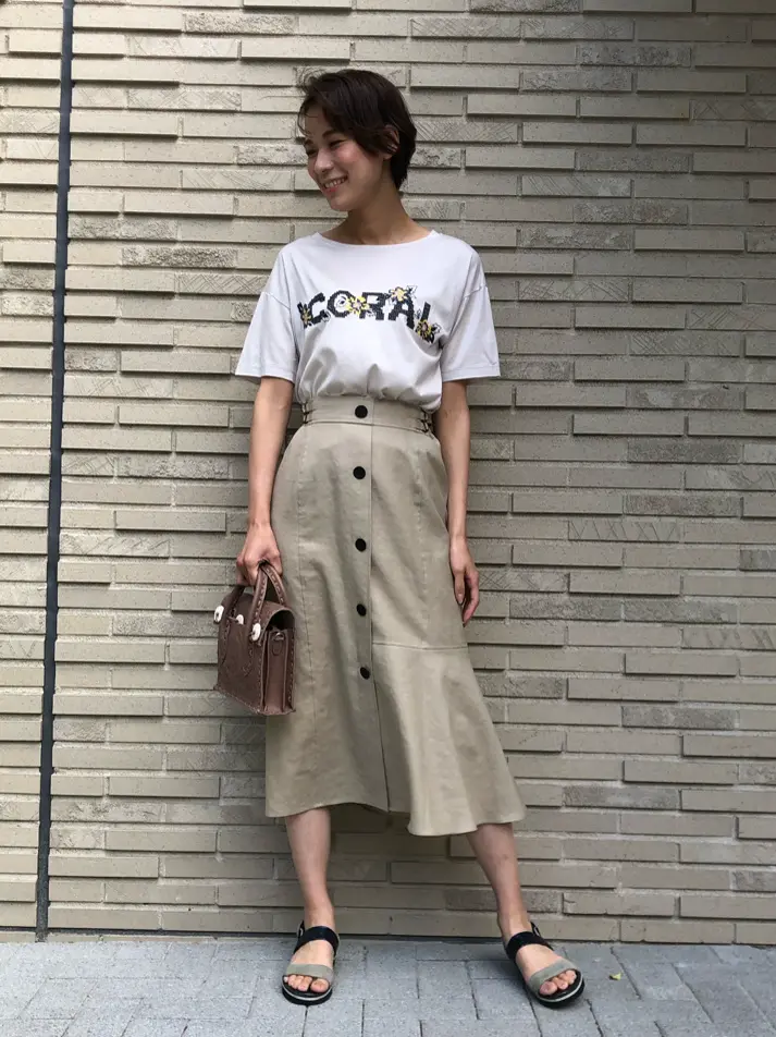 ORIGINATED IN GRACE CONTINENTAL 亀田 未希 コーディネート画像