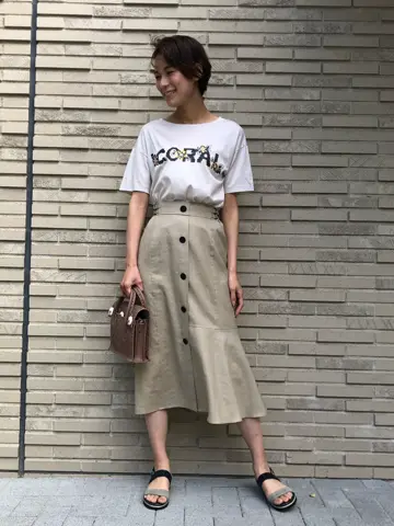 ORIGINATED IN GRACE CONTINENTAL 亀田 未希 コーディネート画像