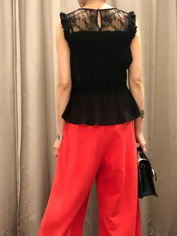 ORIGINATED IN GRACE CONTINENTAL 亀田 未希 コーディネート画像