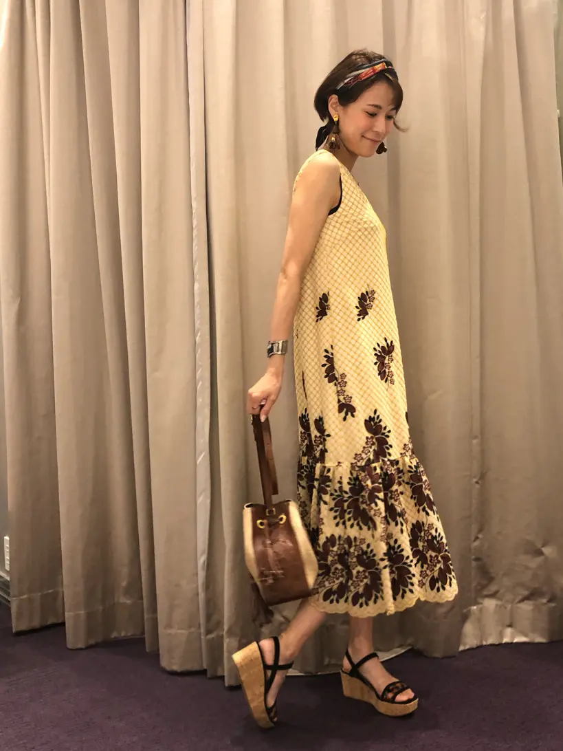 ORIGINATED IN GRACE CONTINENTAL 亀田 未希 コーディネート画像