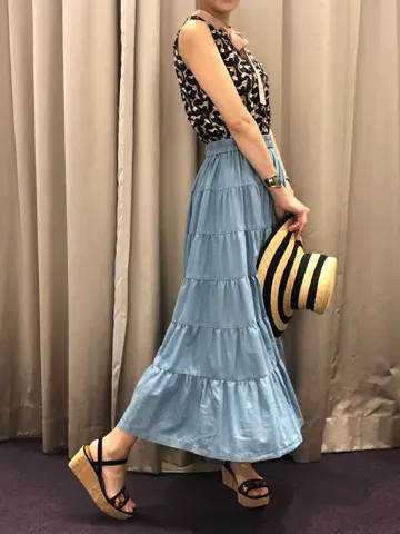 ORIGINATED IN GRACE CONTINENTAL 亀田 未希 コーディネート画像