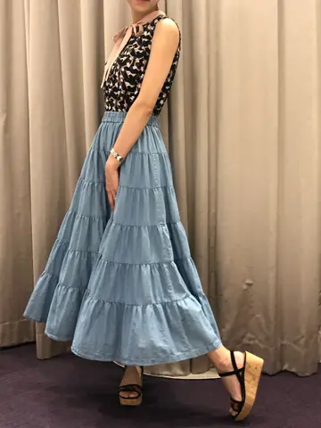 ORIGINATED IN GRACE CONTINENTAL 亀田 未希 コーディネート画像