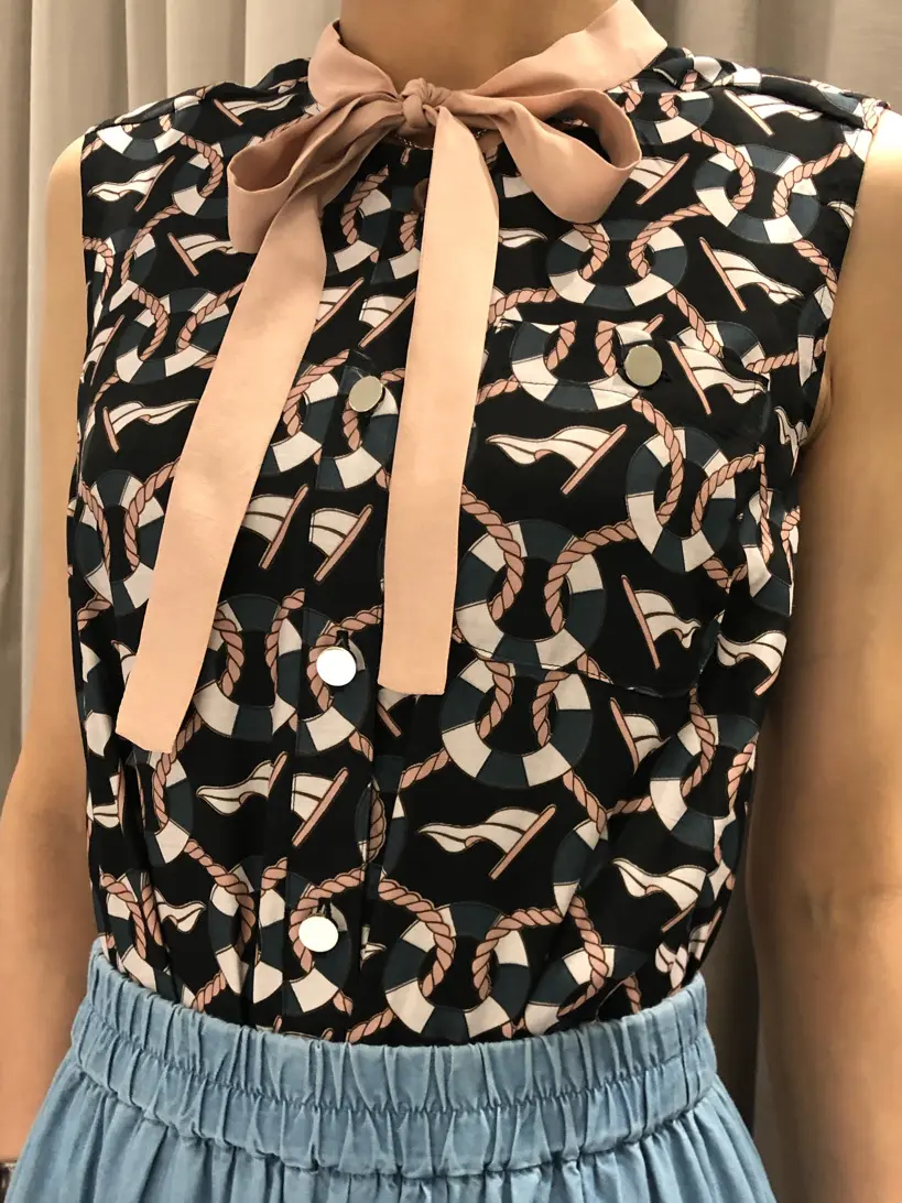 ORIGINATED IN GRACE CONTINENTAL 亀田 未希 コーディネート画像